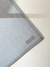 Carica l'immagine nel visualizzatore di Gallery, Tovaglietta Americana In Vinile