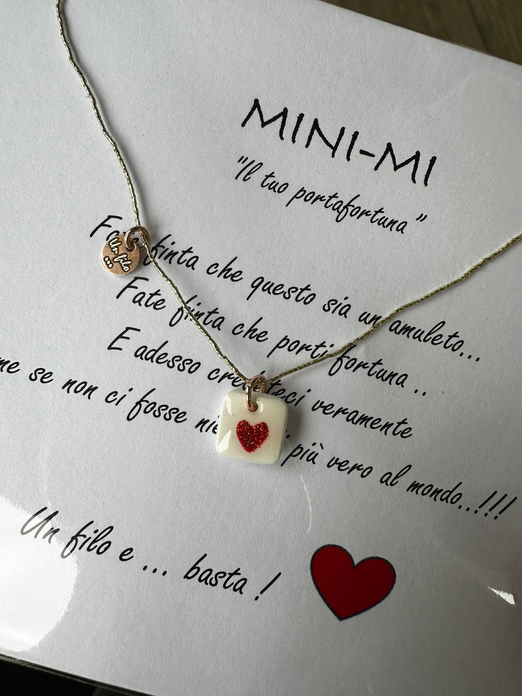 Collanine con cordino e charms