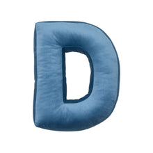 Carica l&#39;immagine nel visualizzatore di Gallery, Cuscino Lettera In Velluto Blue
