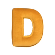 Carica l&#39;immagine nel visualizzatore di Gallery, Cuscino Lettera In Velluto Giallo
