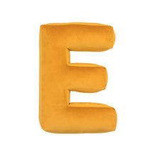 Carica l&#39;immagine nel visualizzatore di Gallery, Cuscino Lettera In Velluto Giallo
