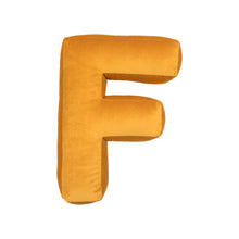 Carica l&#39;immagine nel visualizzatore di Gallery, Cuscino Lettera In Velluto Giallo
