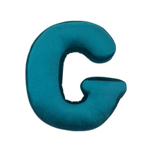 Carica l&#39;immagine nel visualizzatore di Gallery, Cuscino Lettera In Velluto Petrolio
