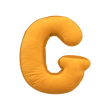 Carica l&#39;immagine nel visualizzatore di Gallery, Cuscino Lettera In Velluto Giallo

