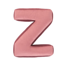 Carica l&#39;immagine nel visualizzatore di Gallery, Cuscino Lettera In Velluto Rosa Cipria
