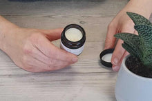 Carica l&#39;immagine nel visualizzatore di Gallery, Lip Treat
